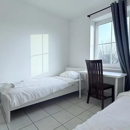 Zentrale Monteur & Businesswohnung In Heide Mit Wlan, Kueche & Parkplatz * Heide (Schleswig-Holstein)